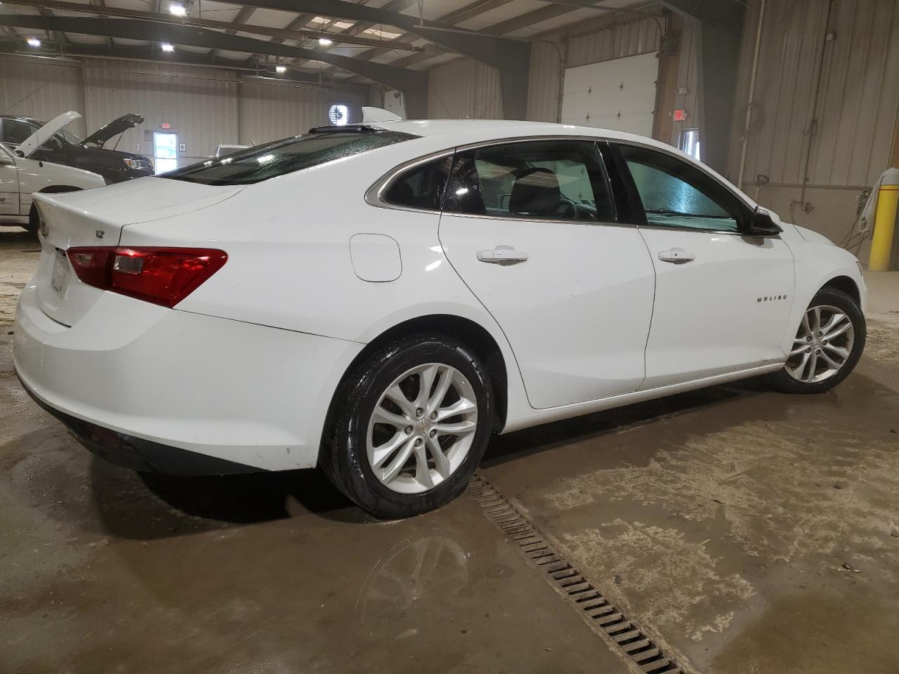 1G1ZD5ST0JF149550 2018 Chevrolet Malibu Lt