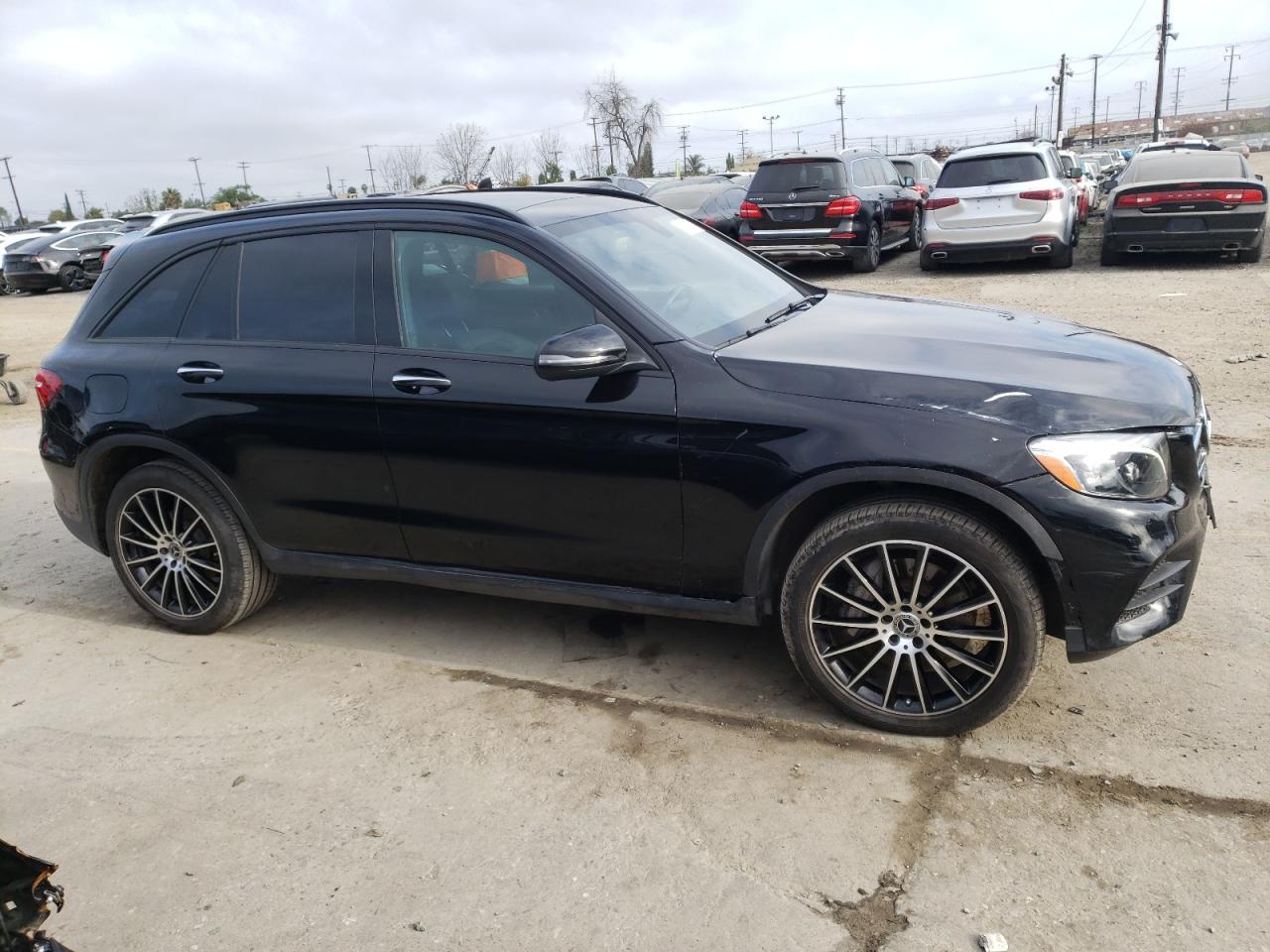 2019 Mercedes-Benz Glc 300 vin: WDC0G4JB5KV150303