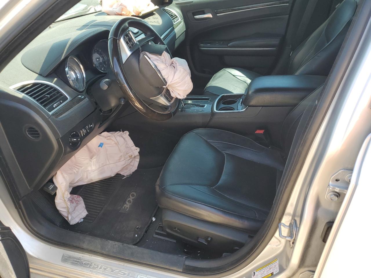 2C3CCAKT2CH143411 2012 Chrysler 300C