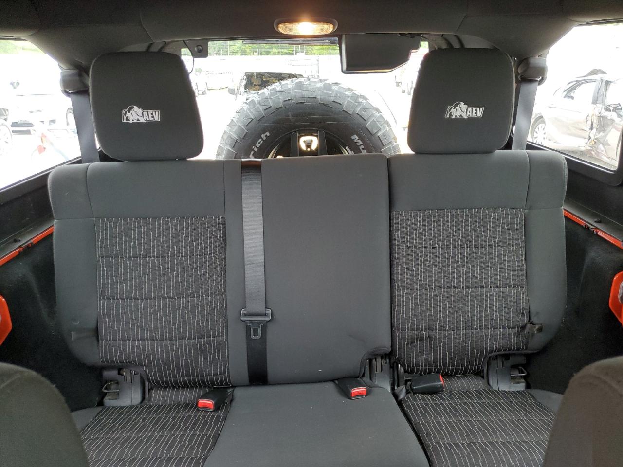 1C4BJWFGXFL683264 2015 Jeep Wrangler Unlimited Rubicon