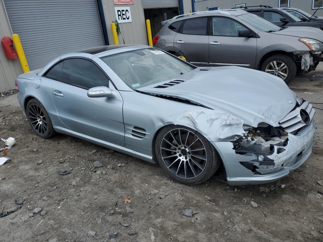 WDBSK71F17F127571 2007 Mercedes-Benz Sl 550