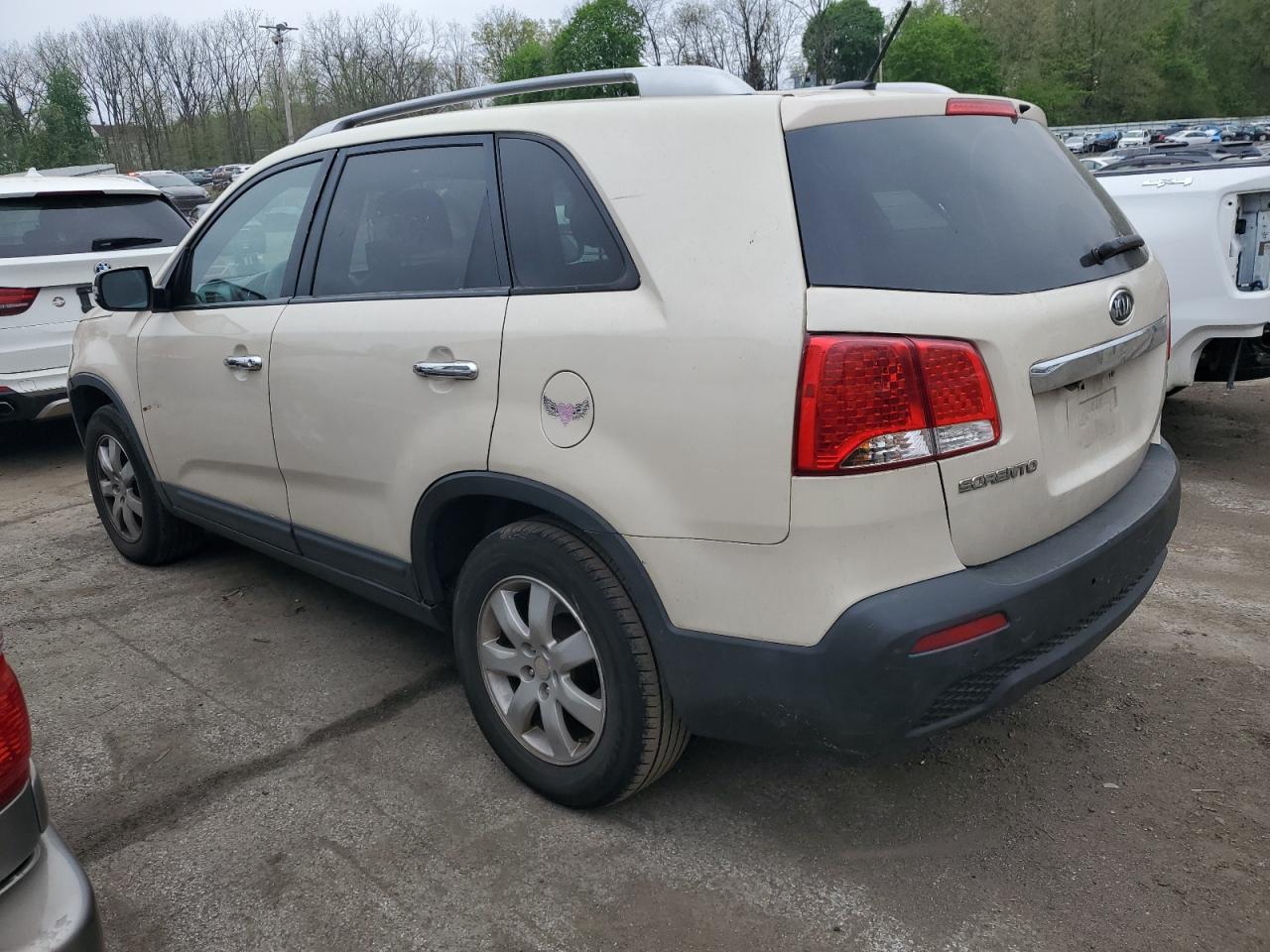 5XYKT4A15BG137110 2011 Kia Sorento Base