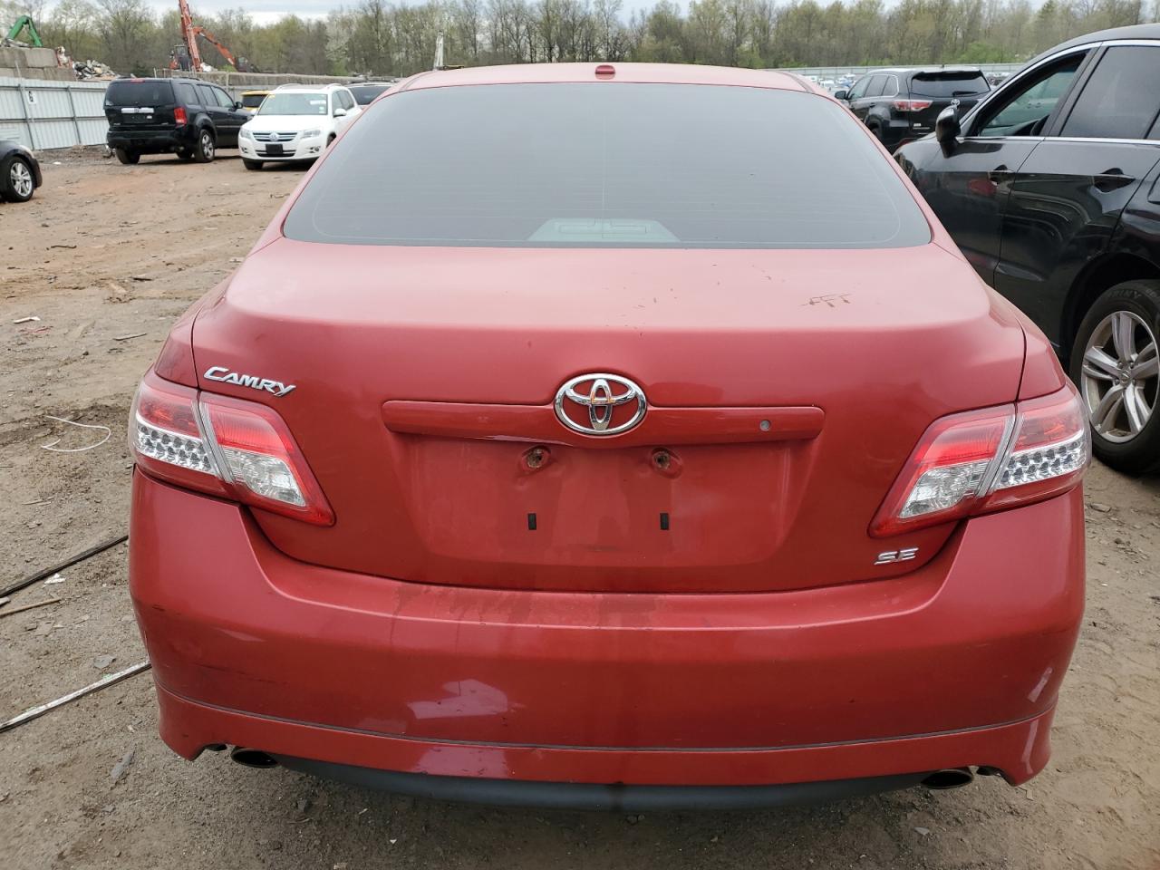 4T1BF3EK3BU601932 2011 Toyota Camry Base