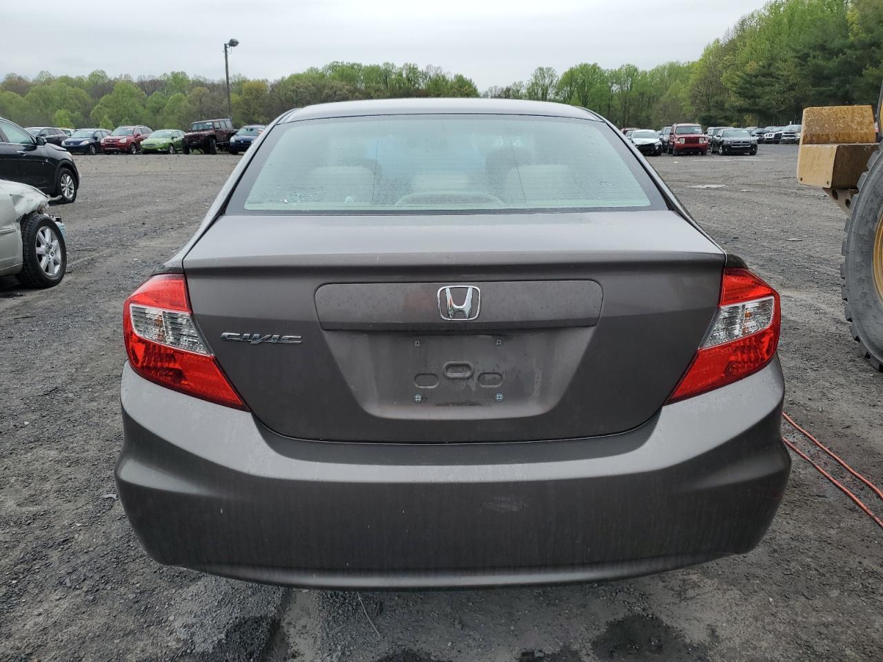 19XFB2F57CE318566 2012 Honda Civic Lx