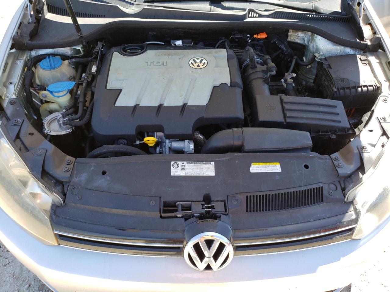 2014 Volkswagen Jetta Tdi vin: 3VWPL7AJ0EM614425