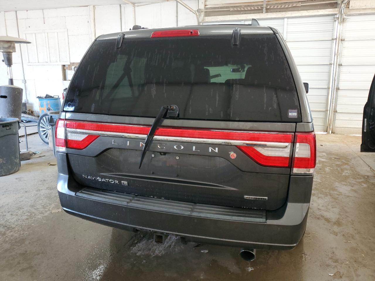 5LMJJ3JT7GEL03696 2016 Lincoln Navigator L Select