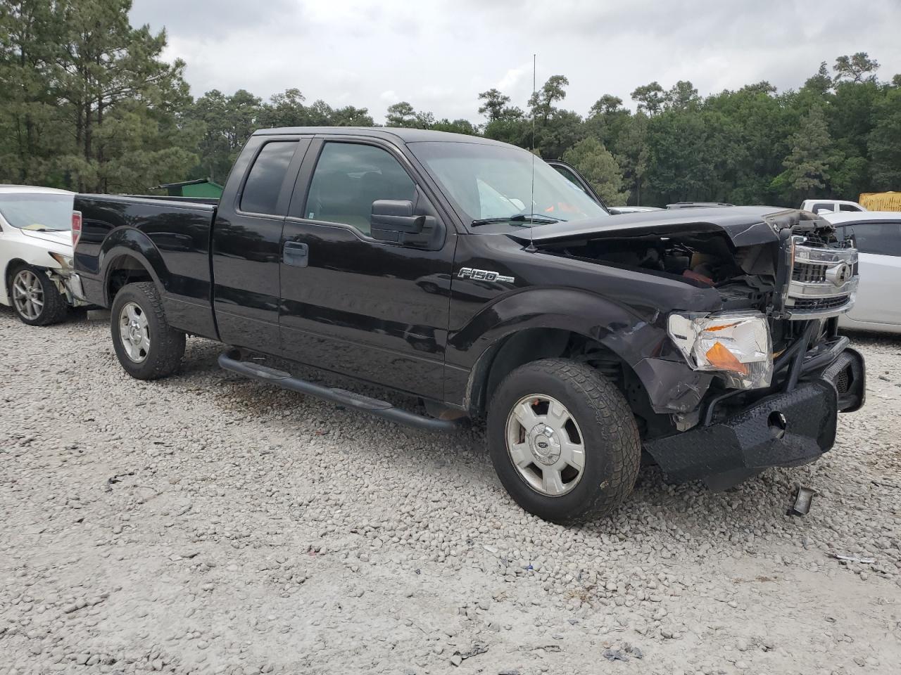 2014 Ford F150 Super Cab vin: 1FTFX1CF8EKD90689