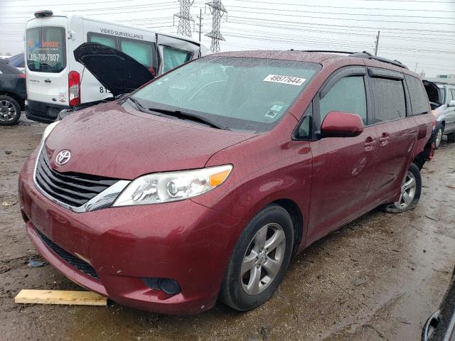 TOYOTA SIENNA LE