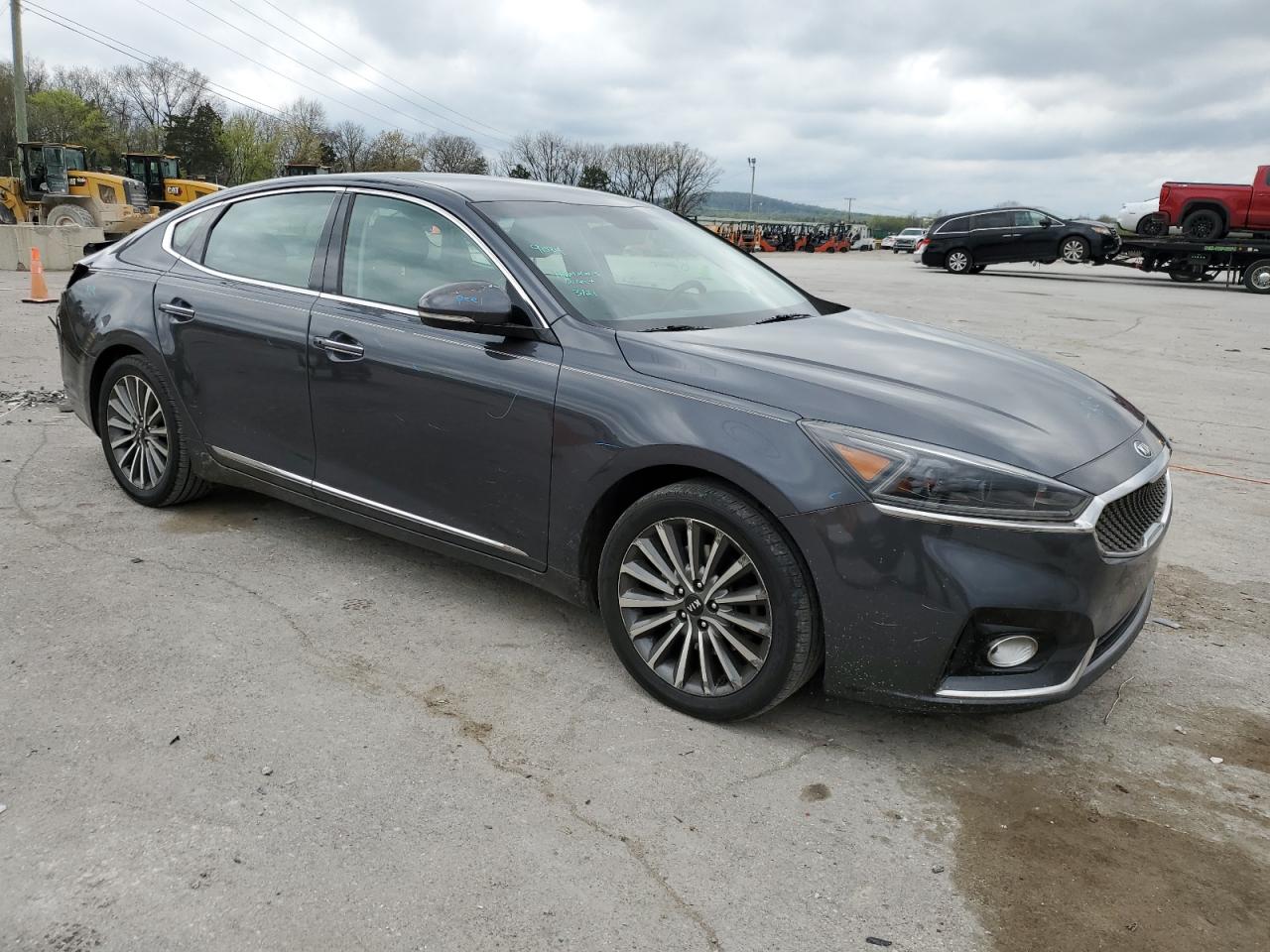 KNALB4J16H5061662 2017 Kia Cadenza Premium