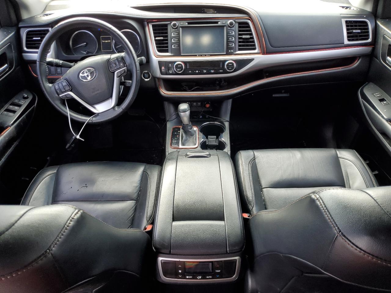 5TDJZRFHXHS415590 TOYOTA HIGHLANDER 2017