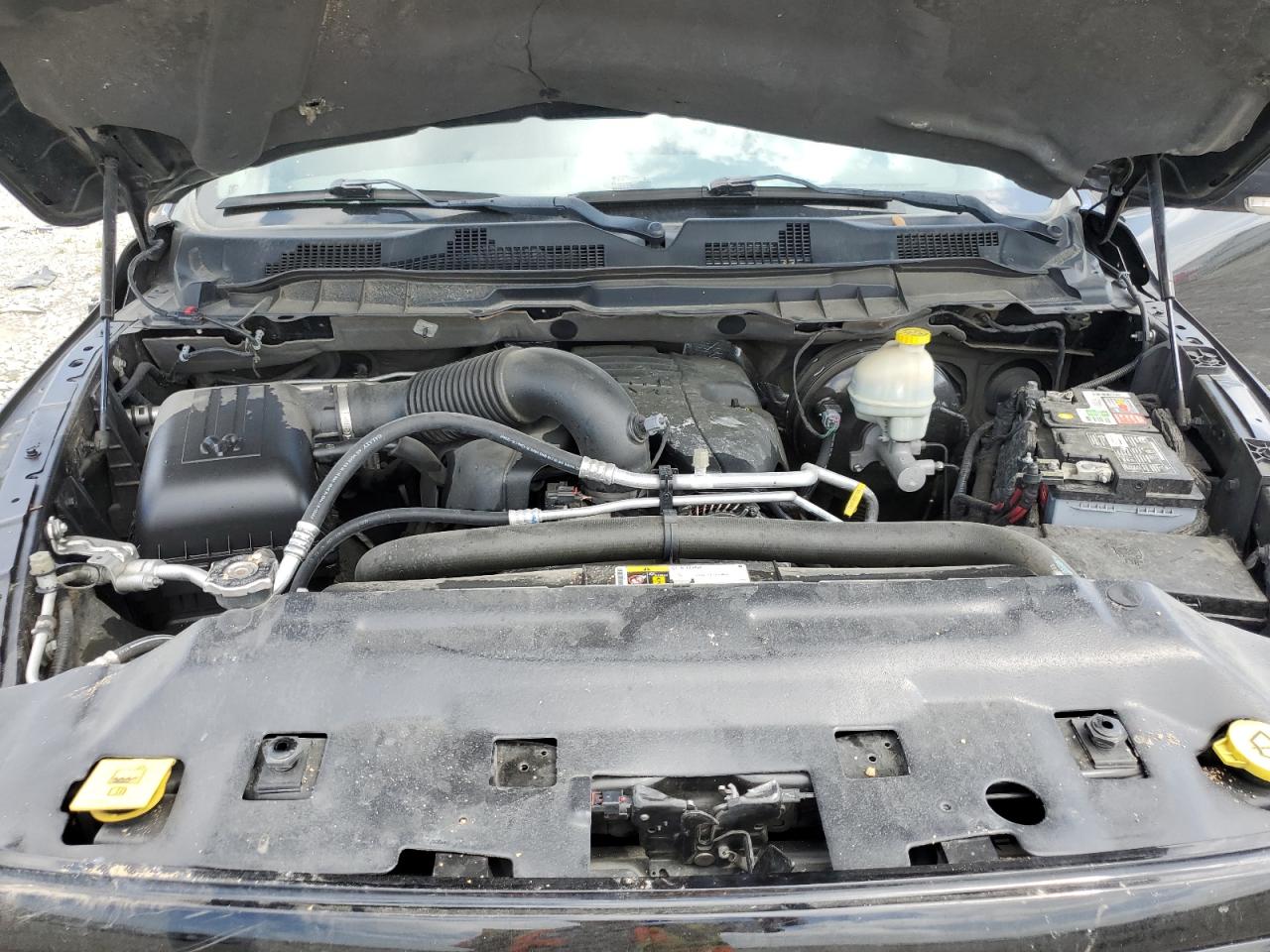 1C6RR7LT0FS621867 2015 Ram 1500 Slt