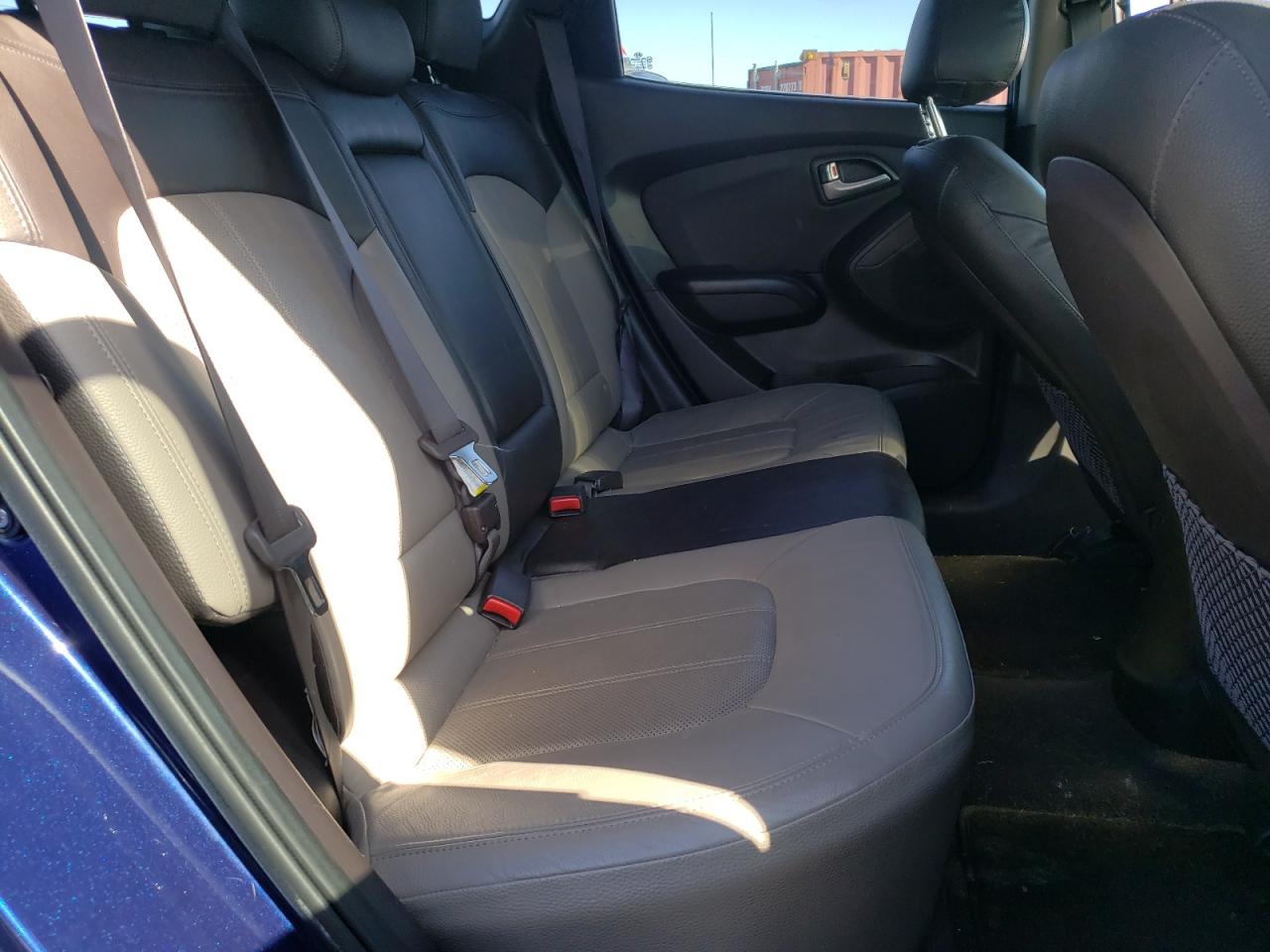 KM8JUCAC3AU021885 2010 Hyundai Tucson Gls