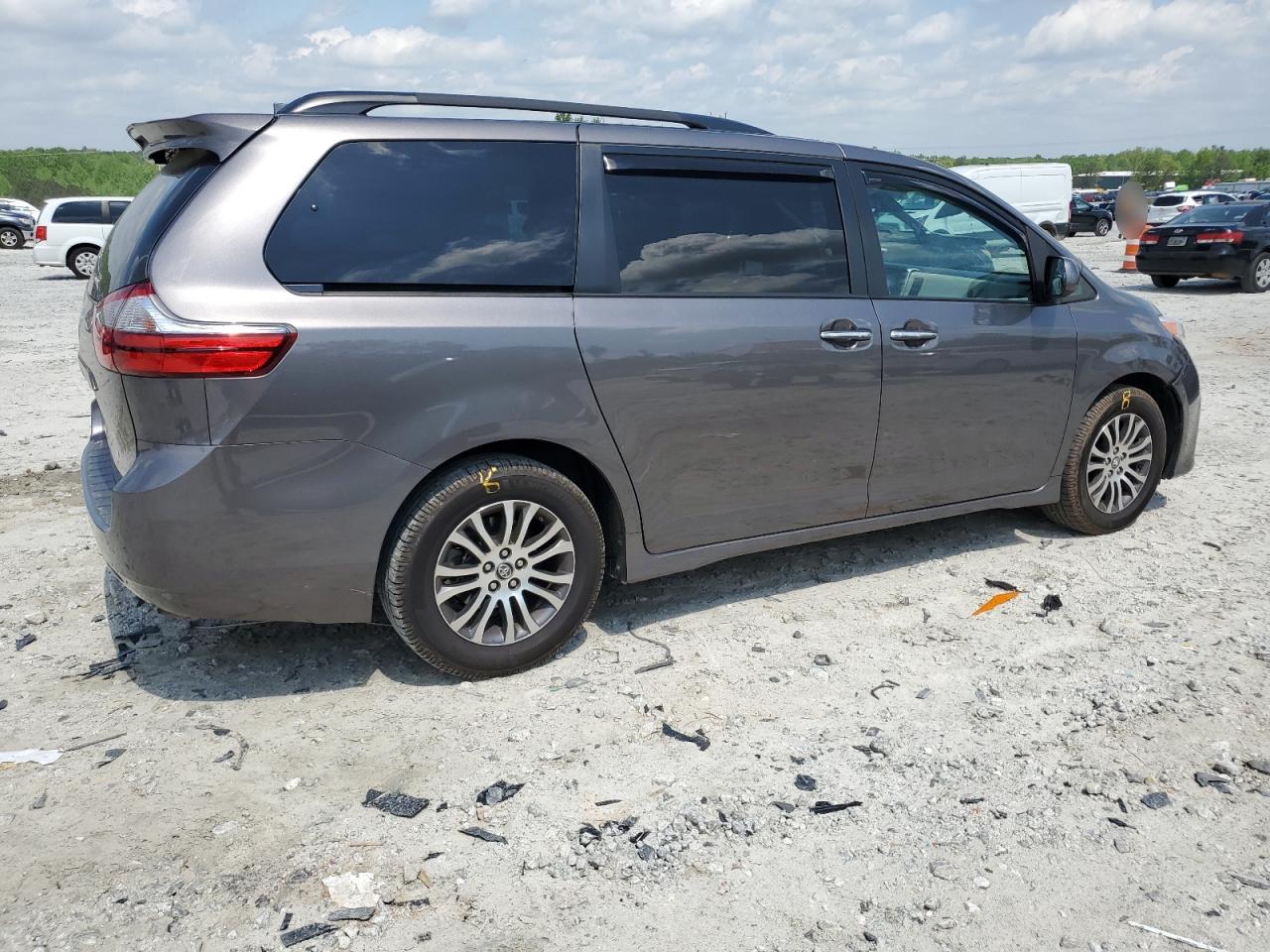 5TDYZ3DC2LS021934 2020 Toyota Sienna Xle