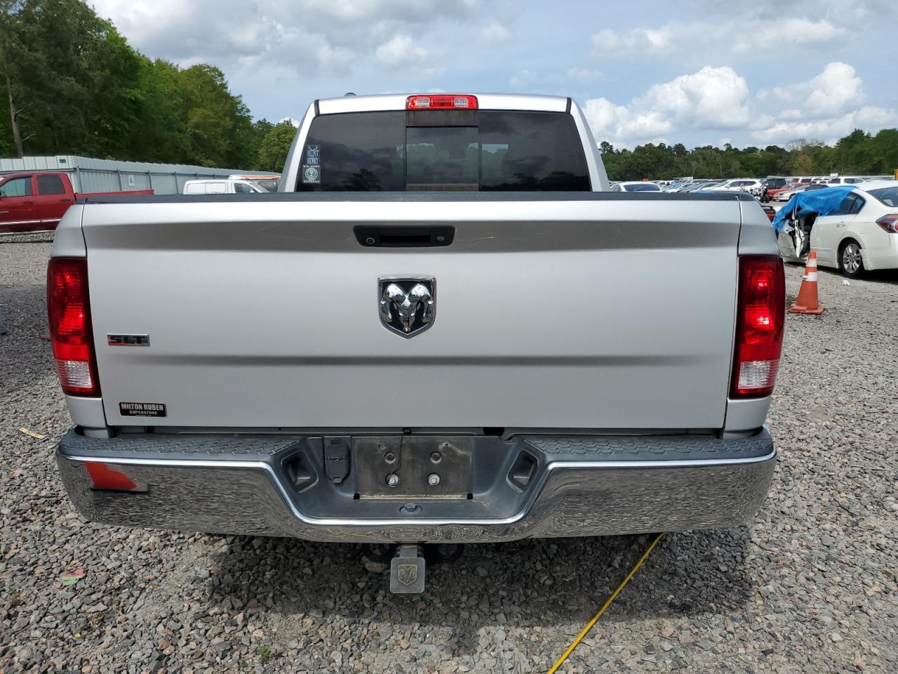 1C6RR6GT7HS590267 2017 Ram 1500 Slt