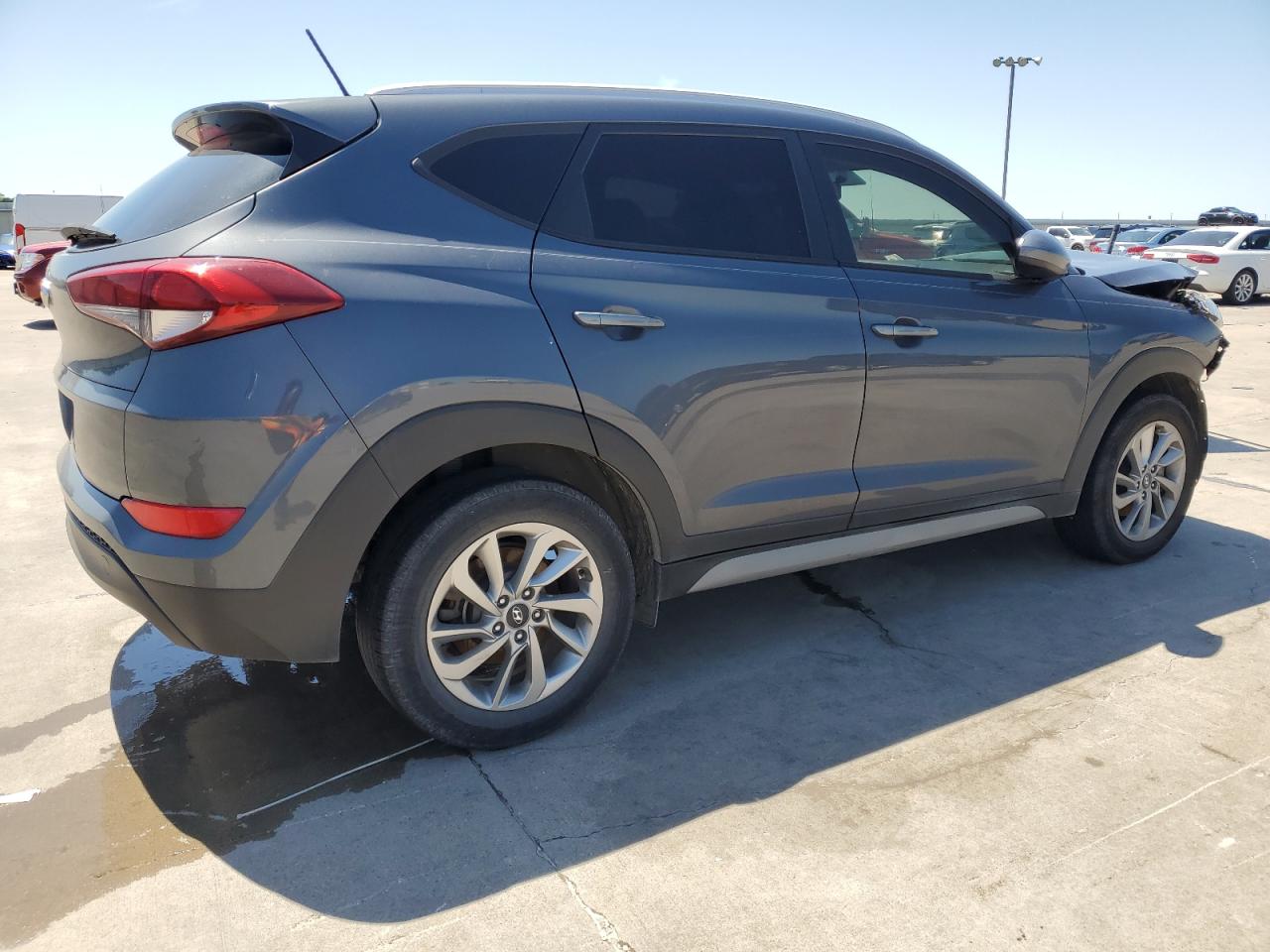 2017 Hyundai Tucson Limited vin: KM8J33A43HU575899