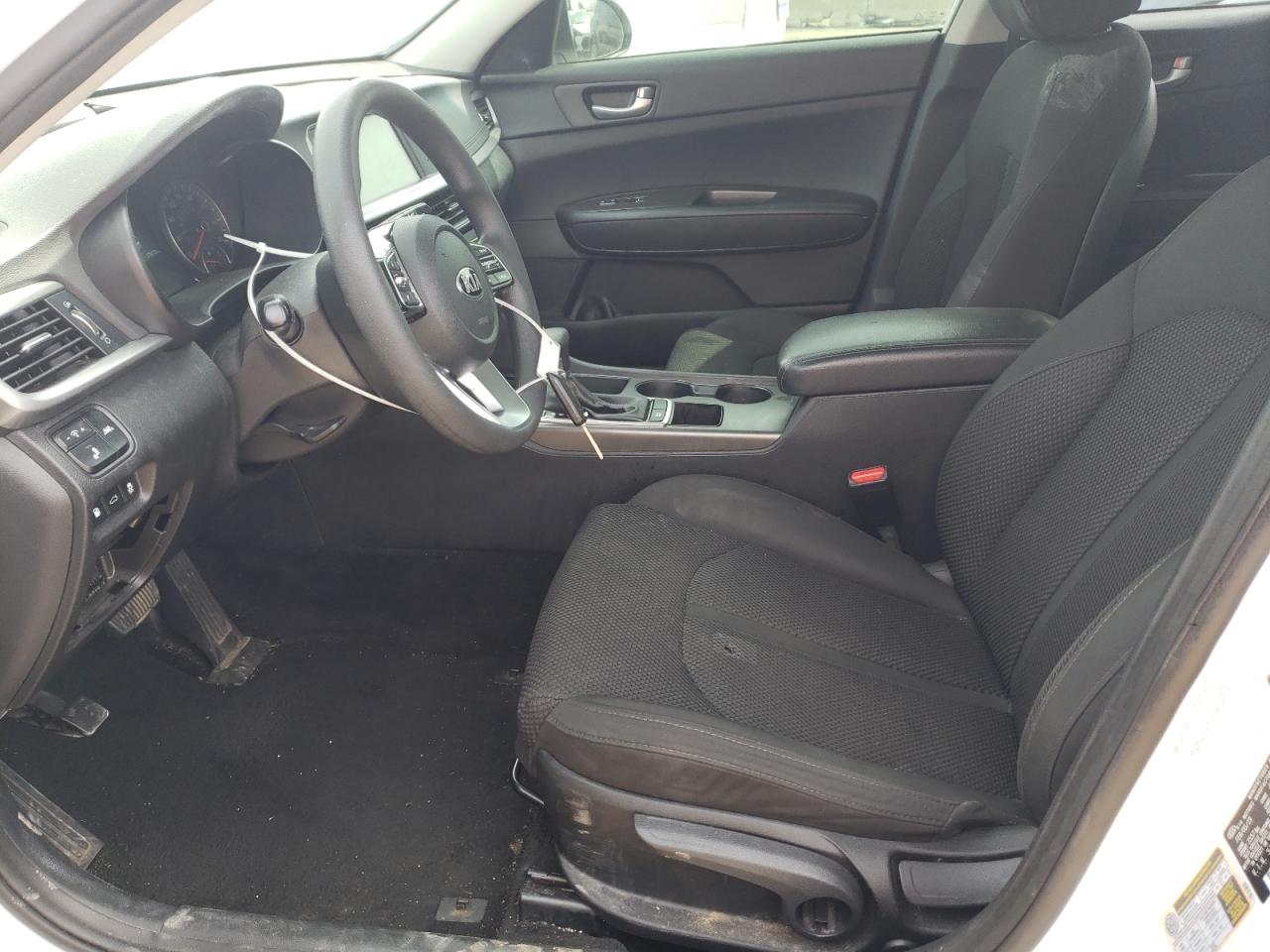 5XXGT4L3XKG348053 2019 Kia Optima Lx