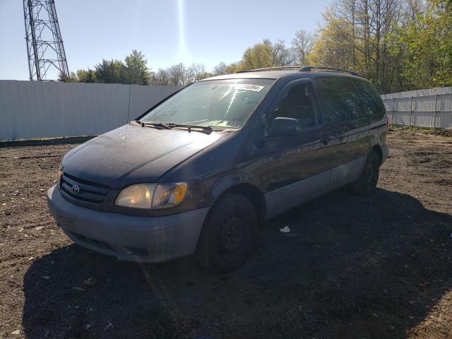 Lot #2526461881 2002 TOYOTA SIENNA CE salvage car