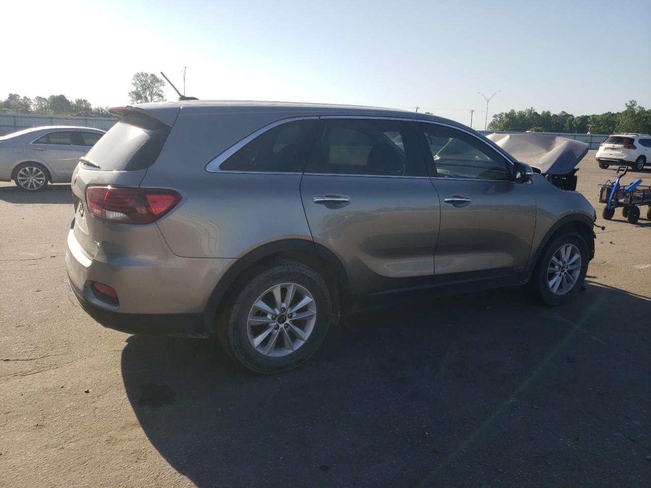 5XYPGDA57KG456120 2019 Kia Sorento Lx