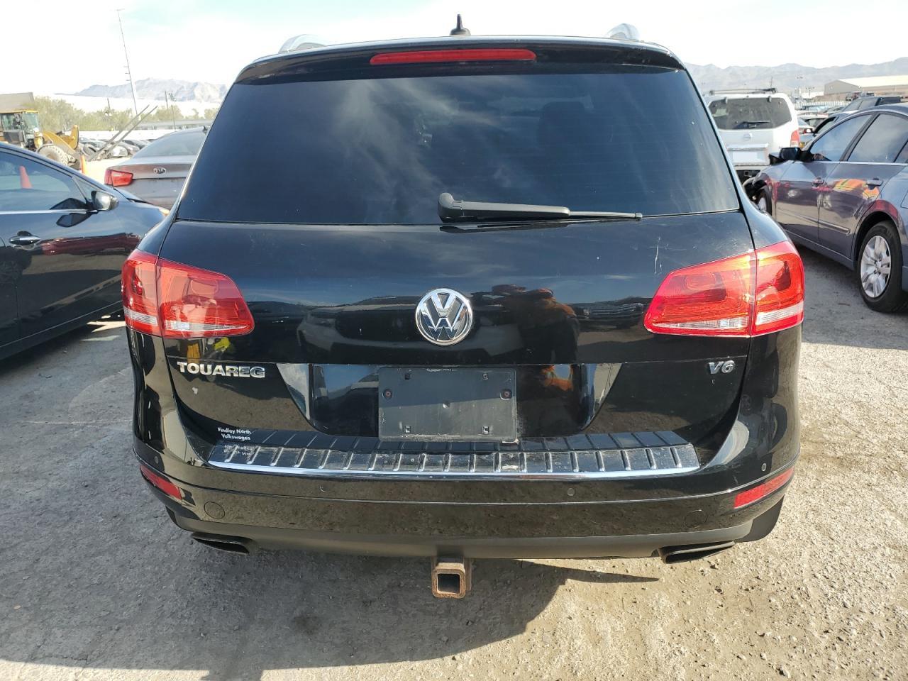 2012 Volkswagen Touareg V6 vin: WVGFF9BP2CD004437