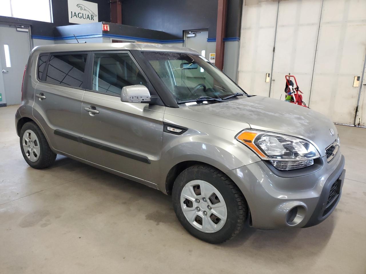 KNDJT2A54D7613902 2013 Kia Soul