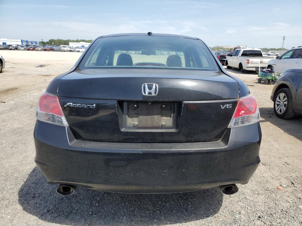 1HGCP3F85AA026887 2010 Honda Accord Exl