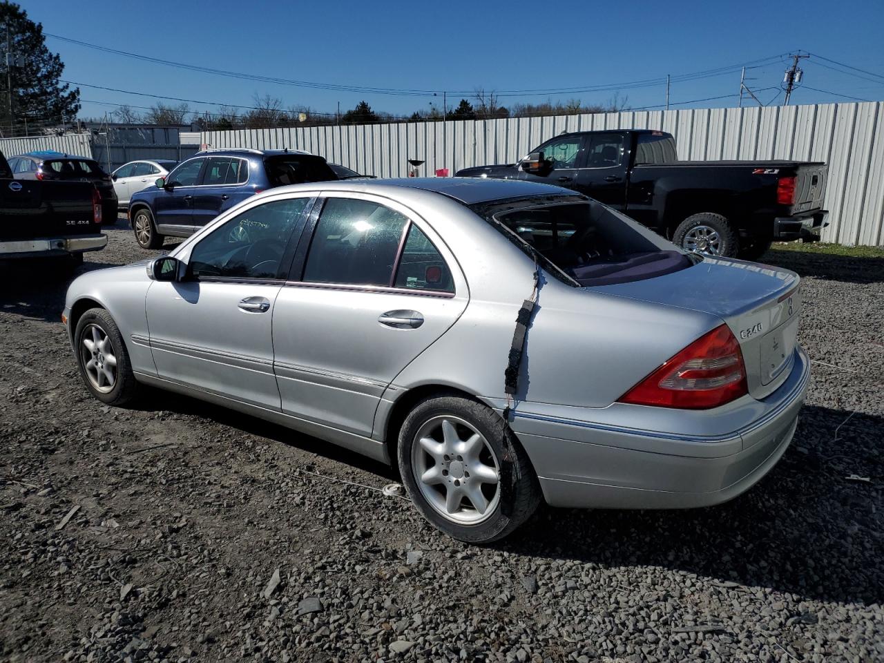 WDBRF61J14E016473 2004 Mercedes-Benz C 240