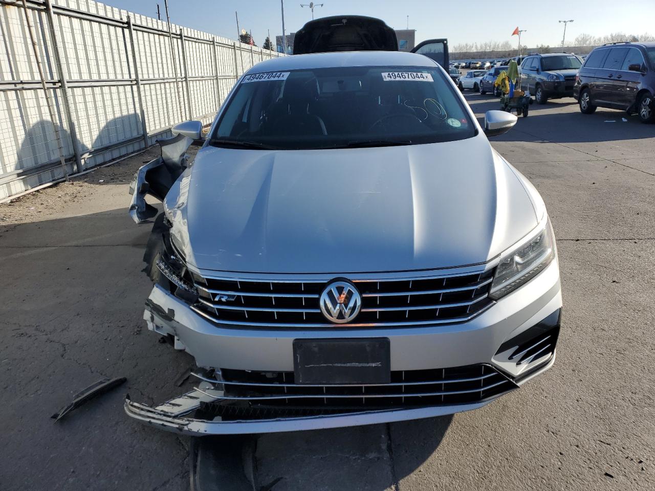 1VWDT7A39HC008583 2017 Volkswagen Passat R-Line