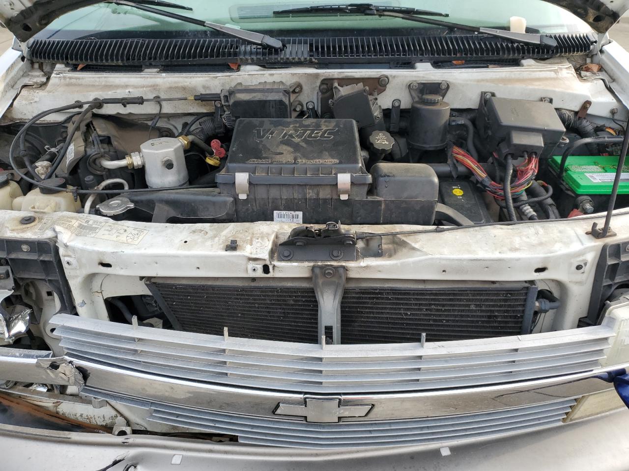 1GNDM19X13B127836 2003 Chevrolet Astro