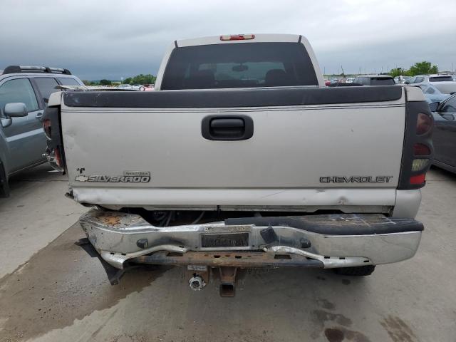 2004 Chevrolet Silverado C2500 Heavy Duty VIN: 1GCHC23U84F180271 Lot: 49956814