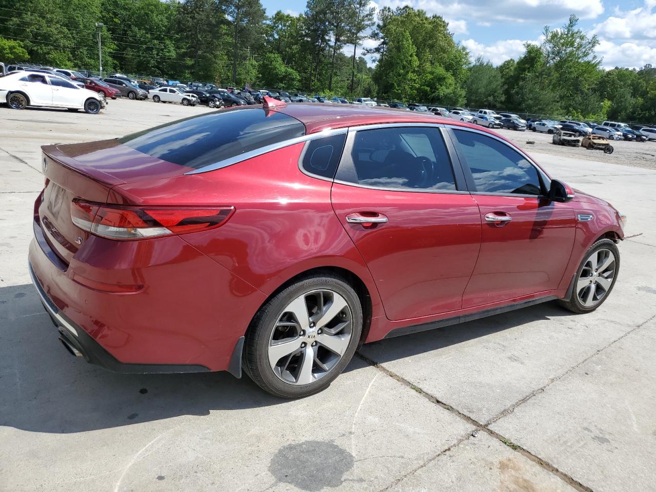 2019 Kia Optima Lx vin: 5XXGT4L31KG375688