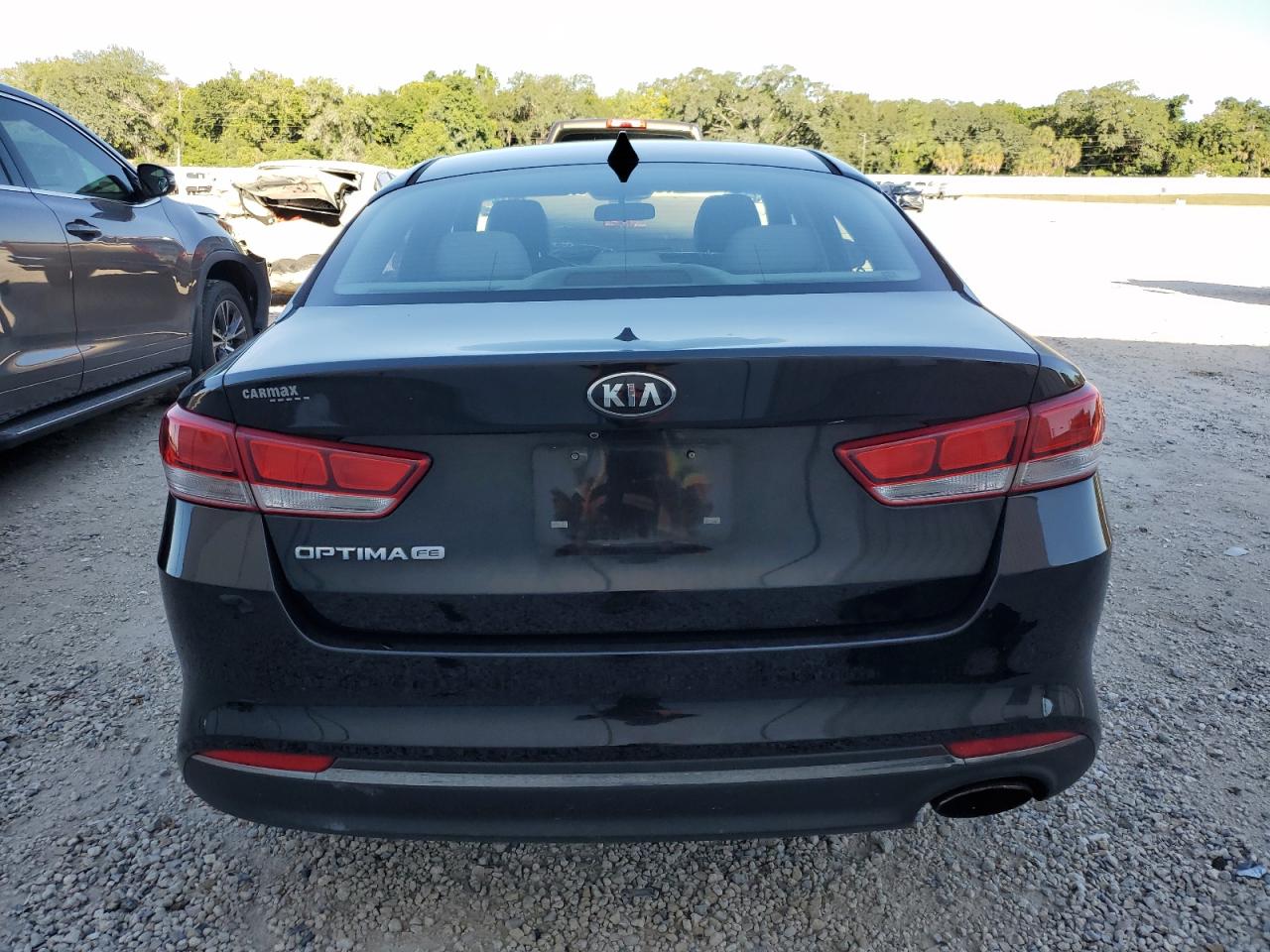 5XXGT4L32GG057795 2016 Kia Optima Lx