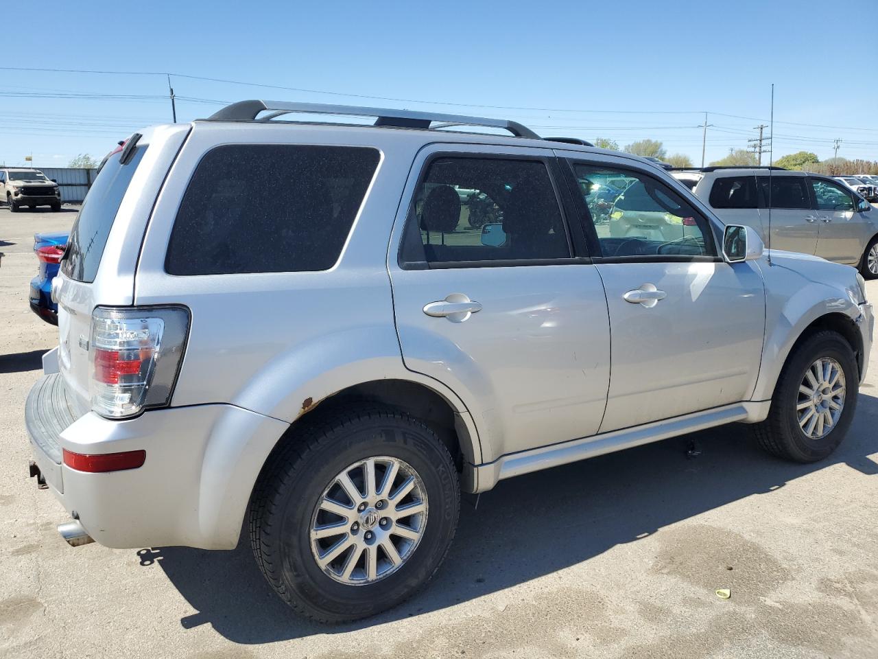 4M2CN9HG1AKJ00760 2010 Mercury Mariner Premier