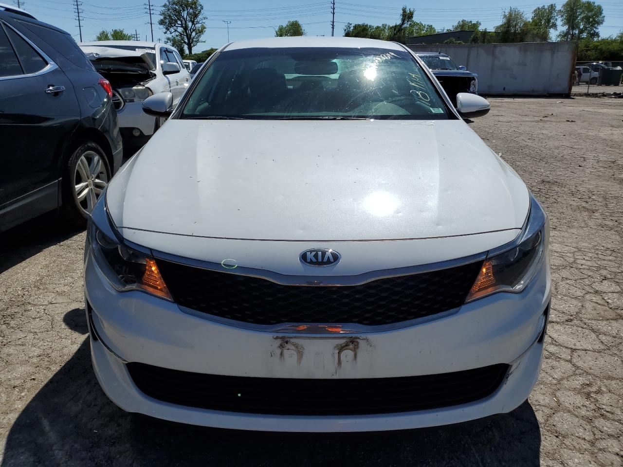 5XXGT4L30JG271885 2018 Kia Optima Lx