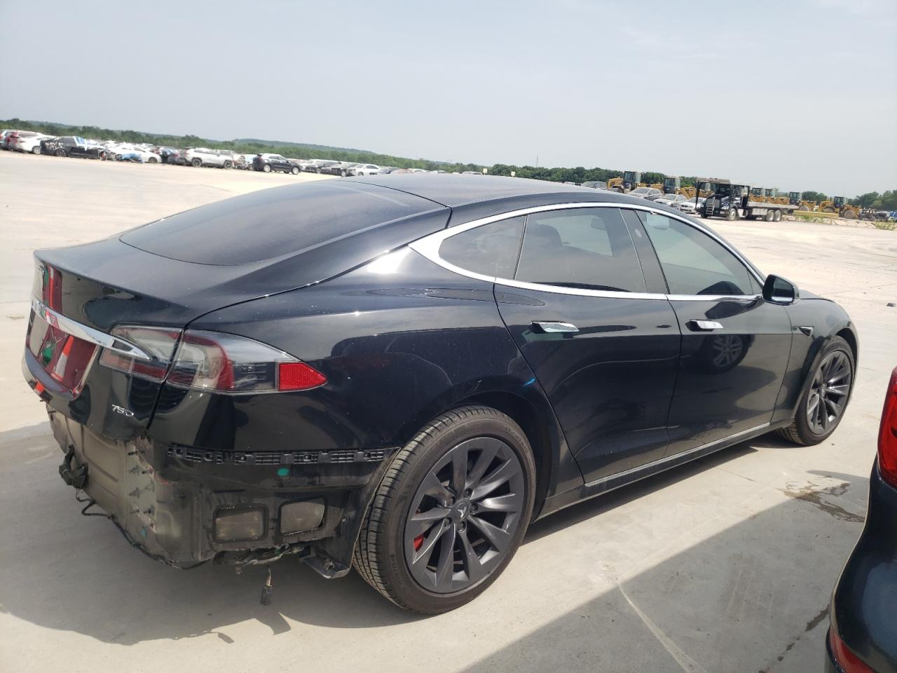 5YJSA1E29JF257411 2018 Tesla Model S