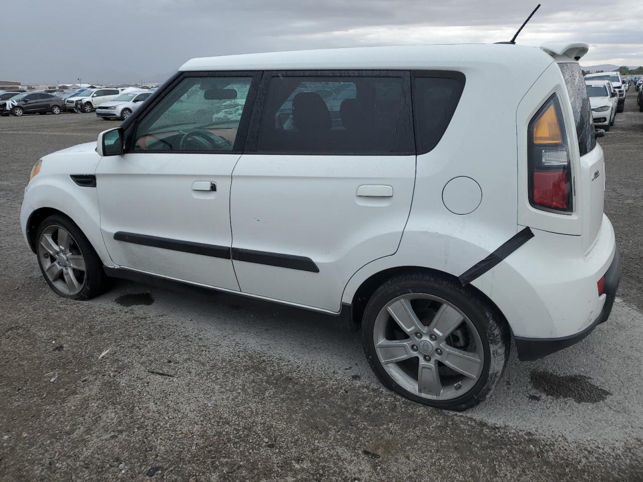 KNDJT2A21A7048087 2010 Kia Soul +