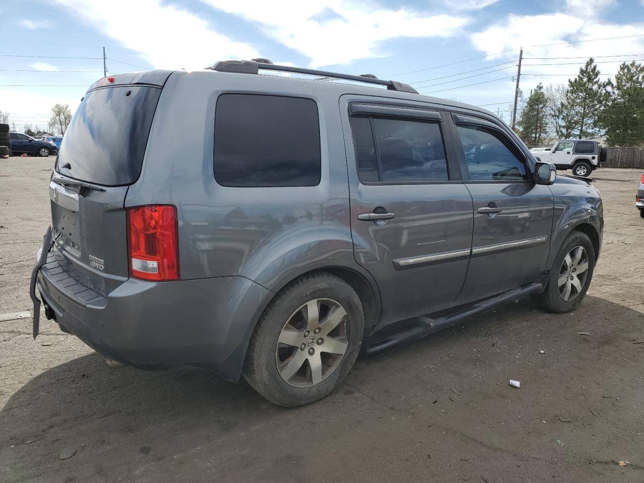 2013 Honda Pilot Touring vin: 5FNYF4H9XDB033901