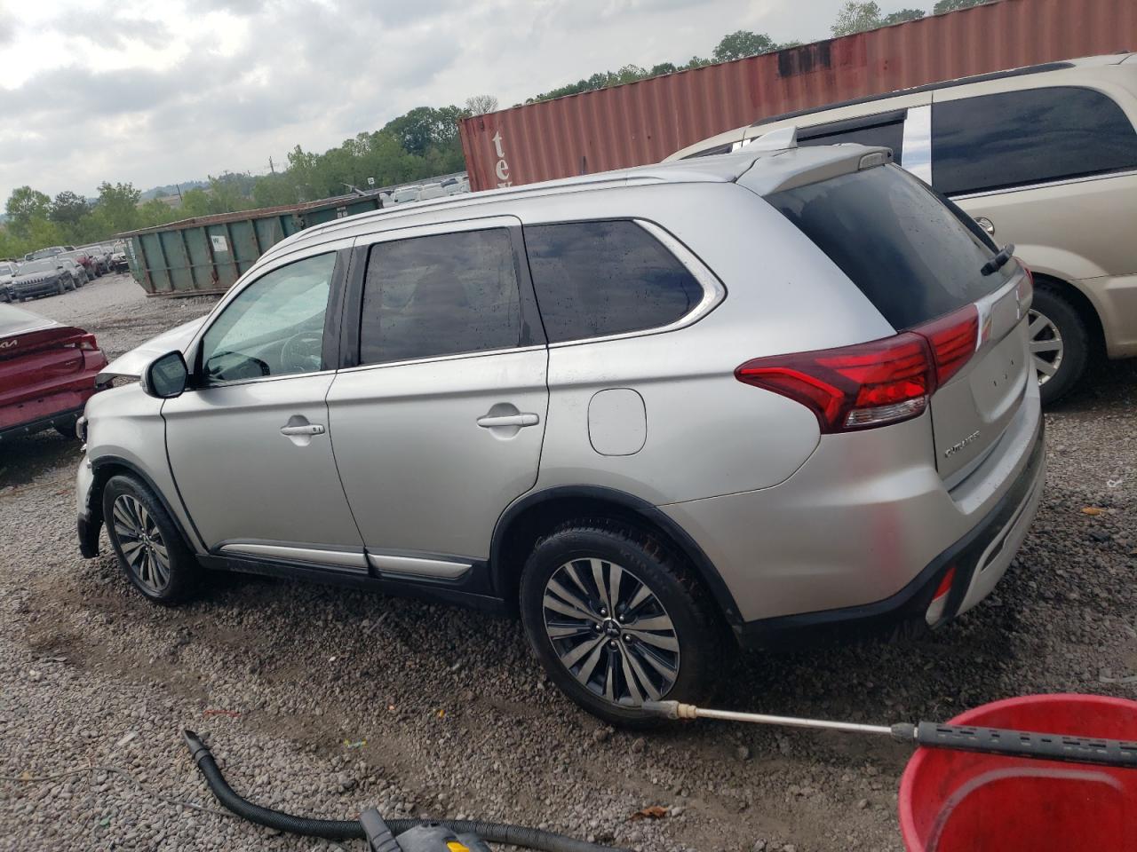 JA4AD3A33LZ025519 2020 Mitsubishi Outlander Se