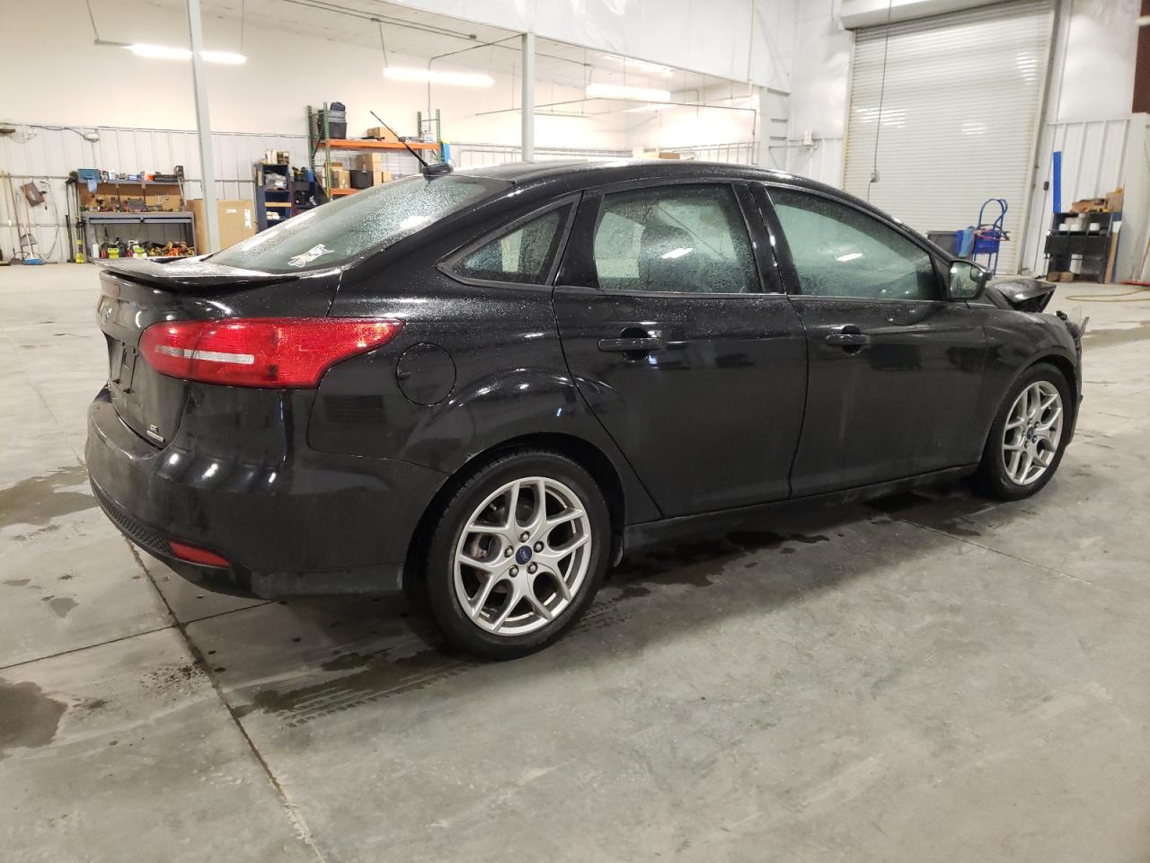 2015 Ford Focus Se vin: 1FADP3F26FL385522