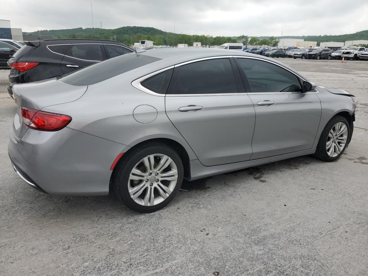 2015 Chrysler 200 Limited vin: 1C3CCCAB2FN642628