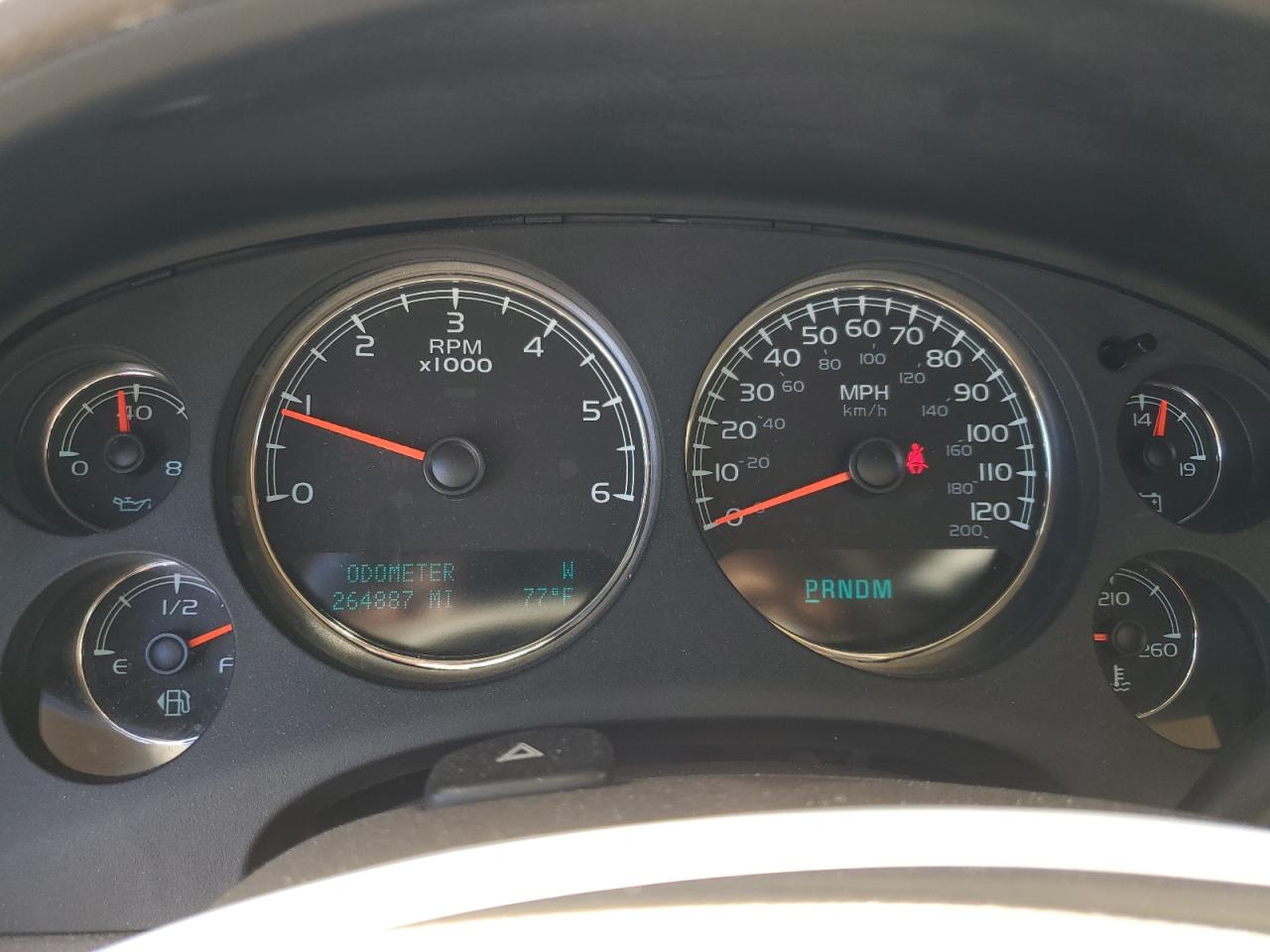 1GNUKBE05AR147323 2010 Chevrolet Tahoe K1500 Lt