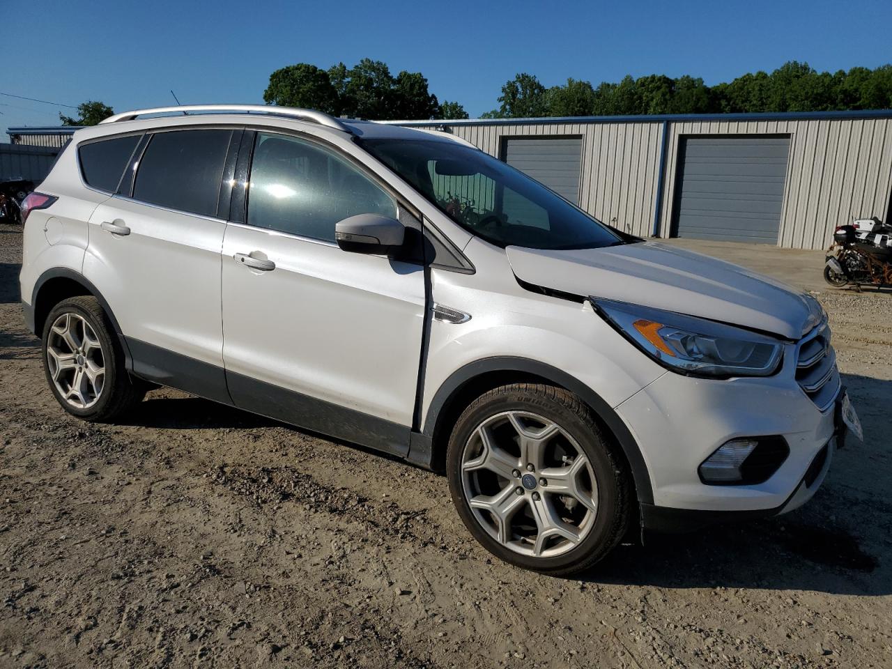 1FMCU0J9XHUE52150 2017 Ford Escape Titanium