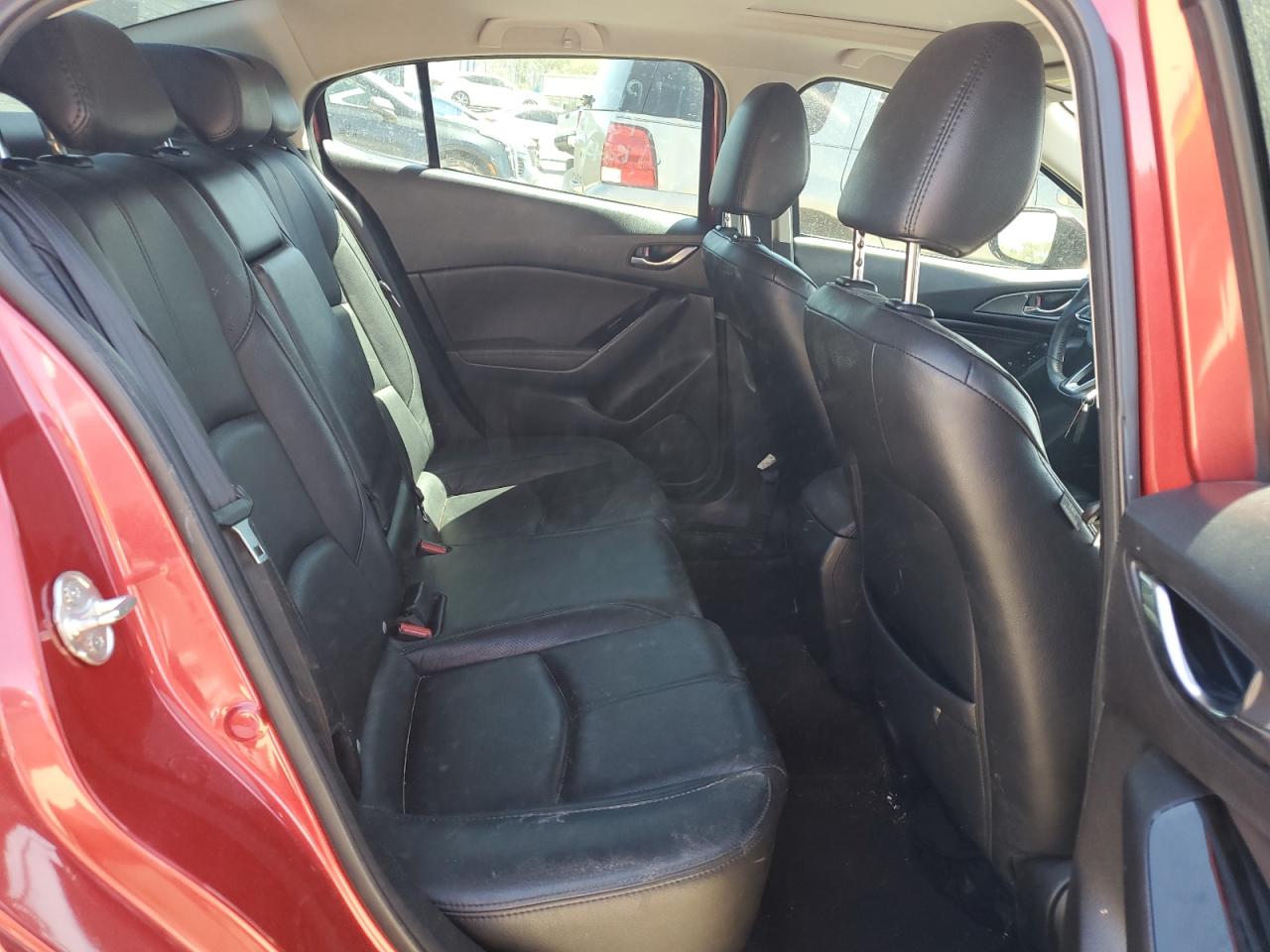 3MZBN1W3XJM258295 2018 Mazda 3 Grand Touring