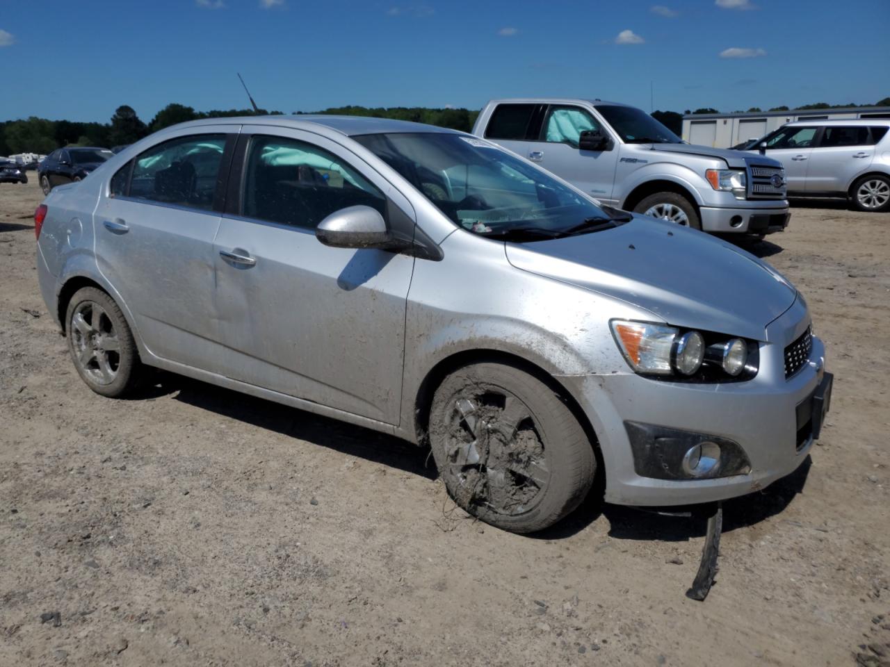 1G1JE5SB6E4233827 2014 Chevrolet Sonic Ltz