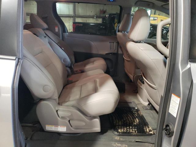 2017 Toyota Sienna Xle VIN: 5TDYZ3DC8HS811813 Lot: 51166264