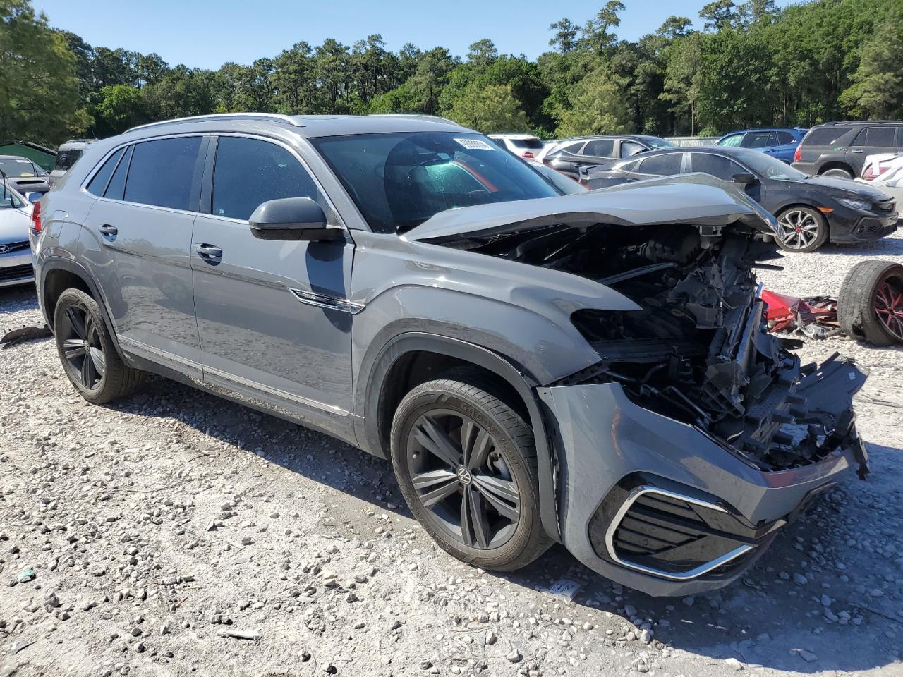 1V2SE2CA8NC200395 2022 Volkswagen Atlas Cross Sport Sel R-Line