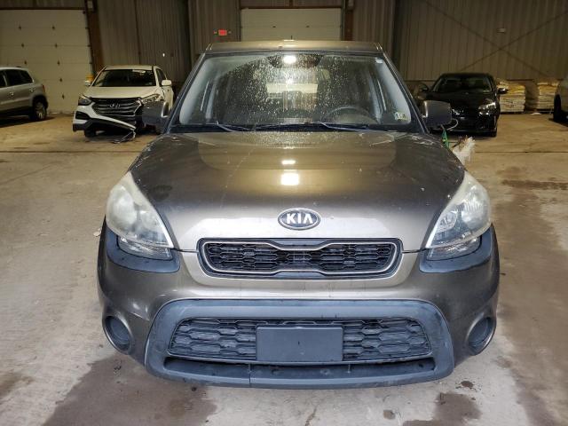  KIA SOUL 2013 Зелений