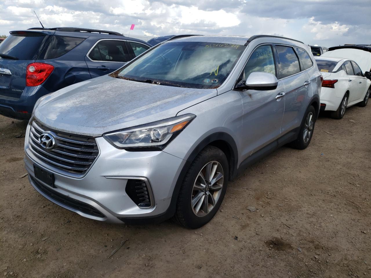 KM8SMDHF5HU233739 2017 Hyundai Santa Fe Se