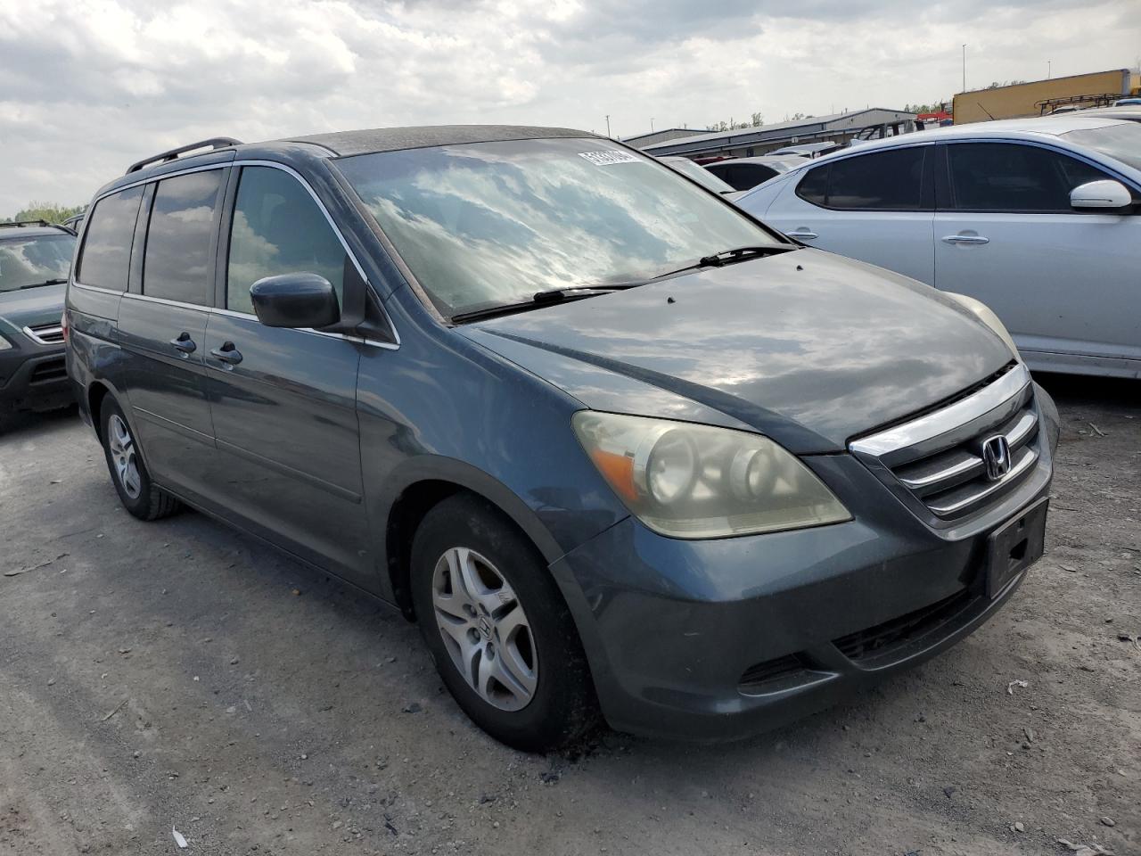 Lot #2574106631 2005 HONDA ODYSSEY EX