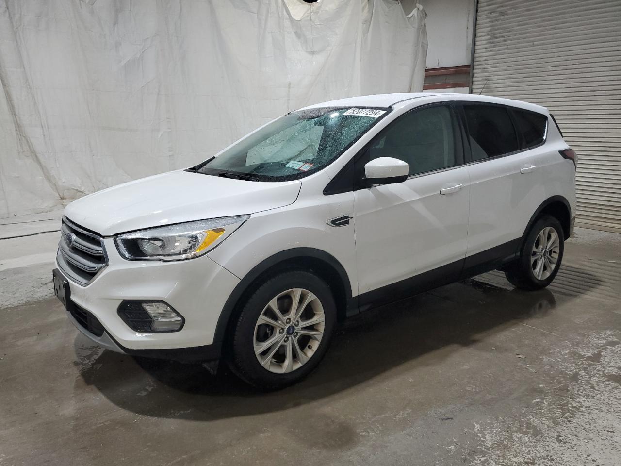 1FMCU9G97HUA21213 2017 Ford Escape Se