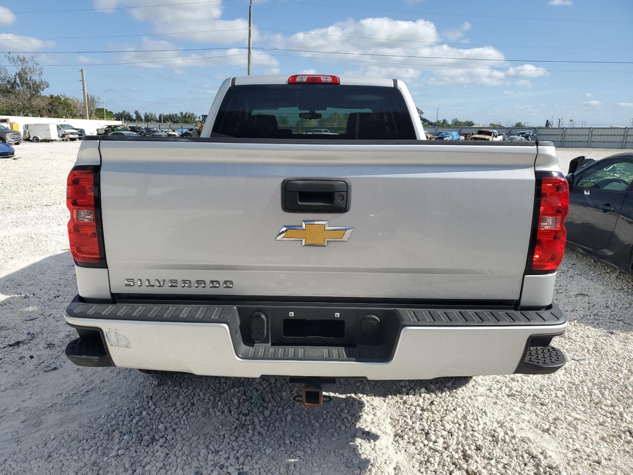 1GCRCPEH9HZ351213 2017 Chevrolet Silverado C1500 Custom